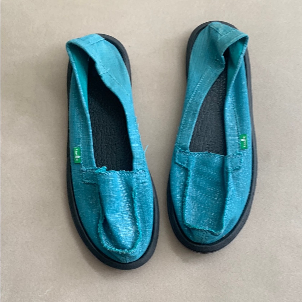 Sanuk Blue and Black Casual Loafers